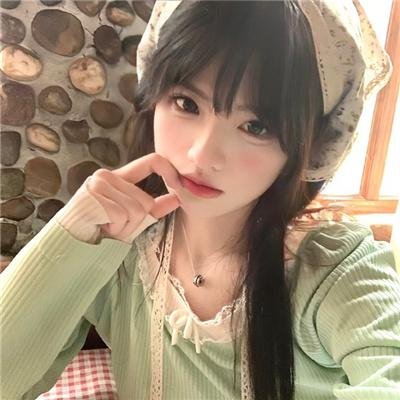 我们中的一个被绊倒